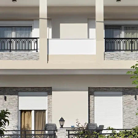 Kostas 3 Apartment *